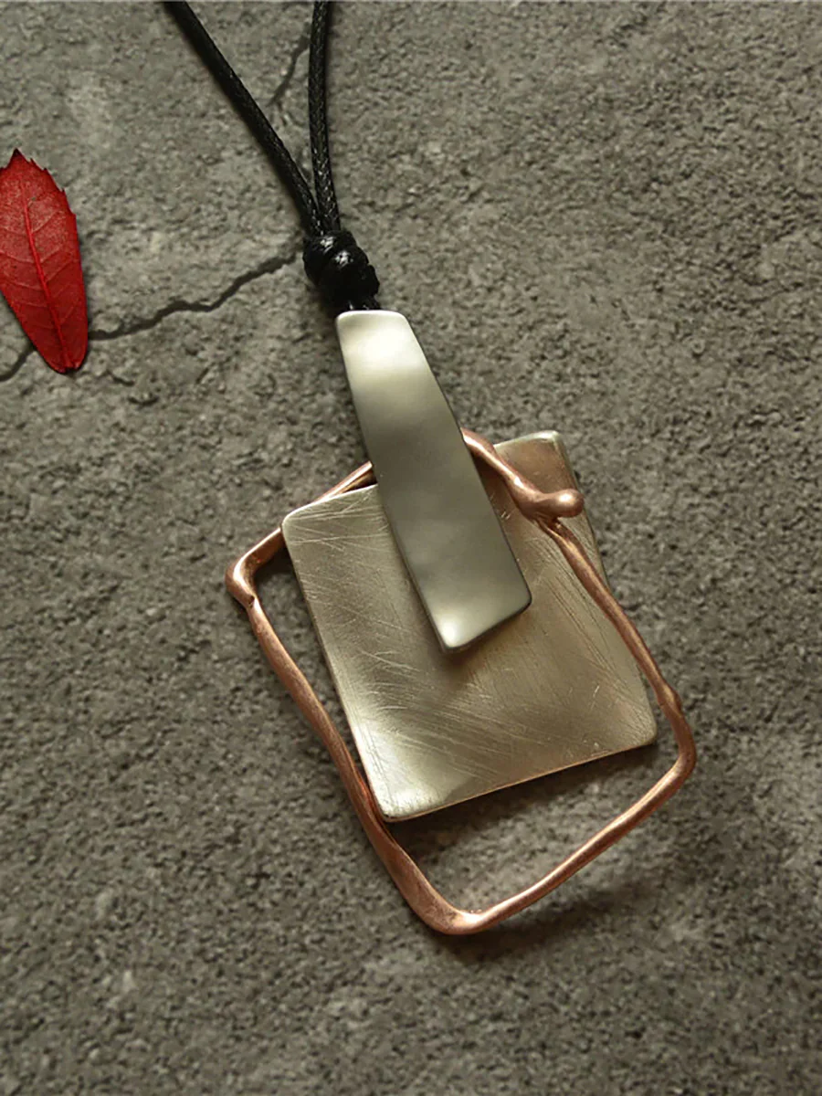 Buykud Simple Casual Geometric Pendant Long Necklace - Image 3