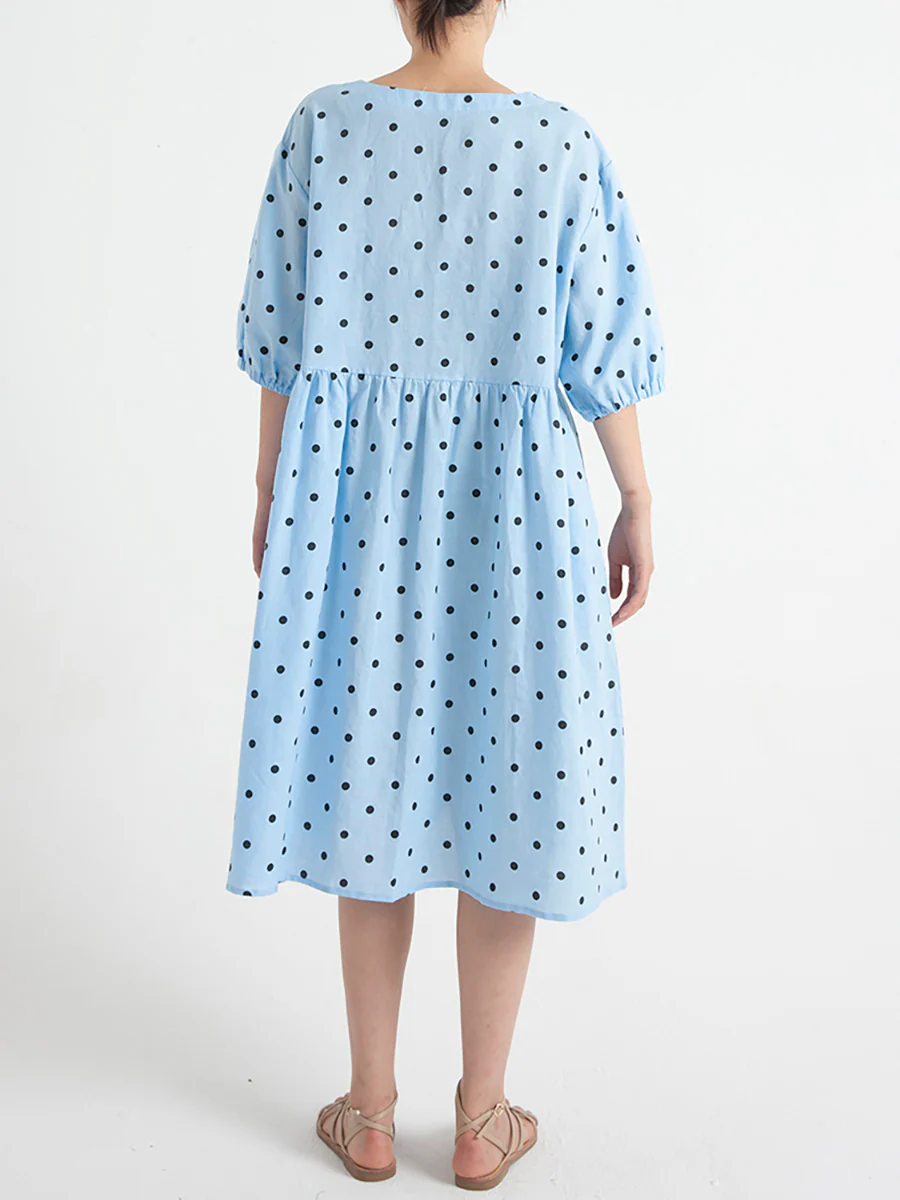 Plus Size Dot V Neck Summer Pleated Short Sleeve Dress - Image 3