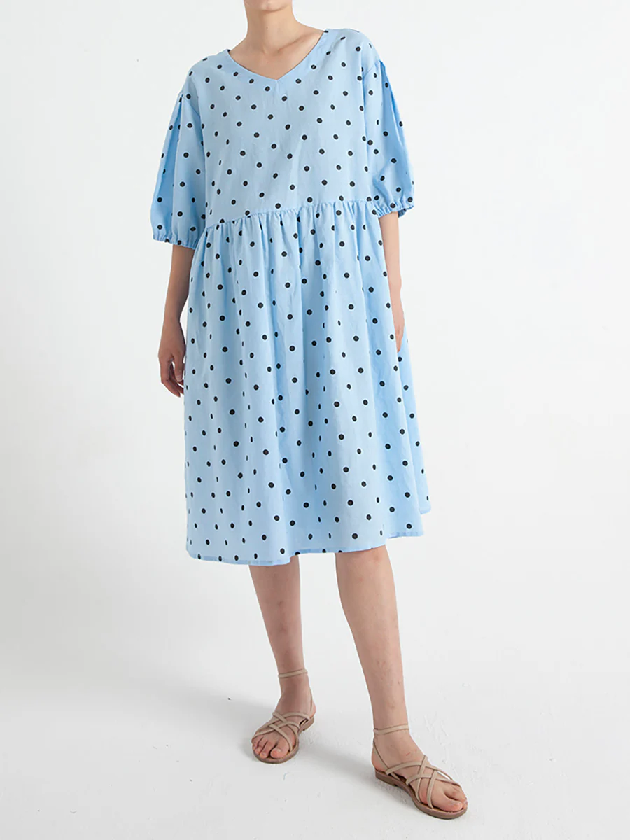 Plus Size Dot V Neck Summer Pleated Short Sleeve Dress - Image 5