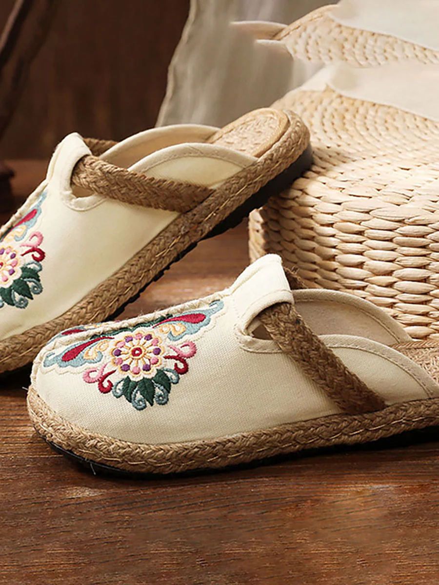 Women Retro Embroidered Casual Floral Shoes - Image 4