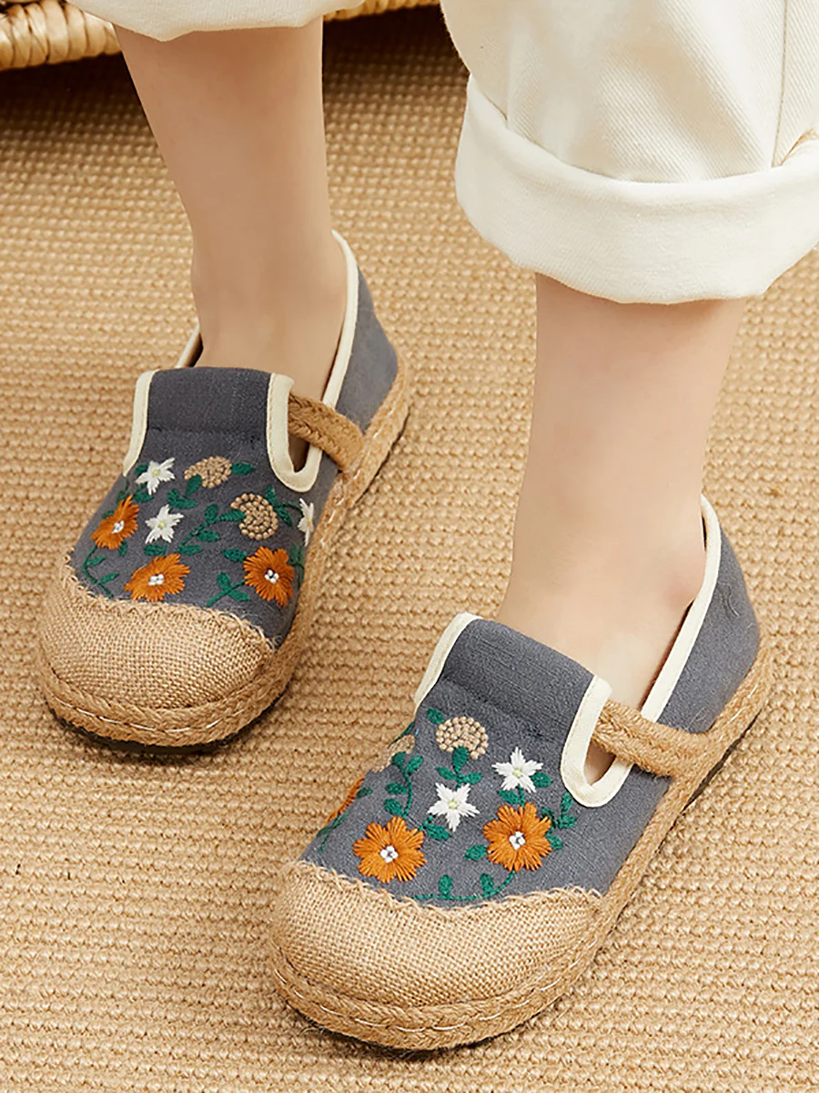 Women Summer Flower Embroidery Linen Spliced Straw Shoes - Image 4