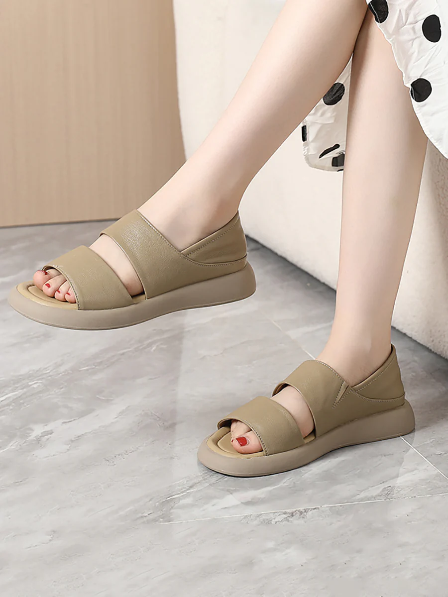 Women Summer Solid Leather Soft Flat Peep-toe Shoes - Image 3